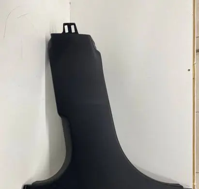 BMW i4 (B) pillar trim (bottom) 7490759