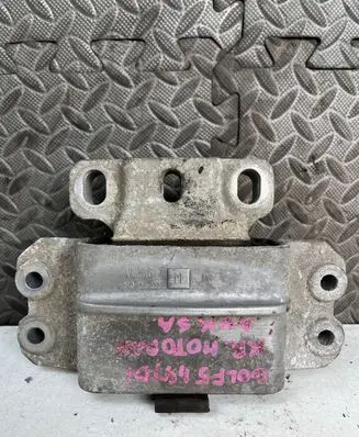 Volkswagen Golf V Engine mount bracket 1K0199555M