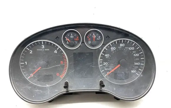 Audi A3 S3 8P Speedometer (instrument cluster) 8P0920981K