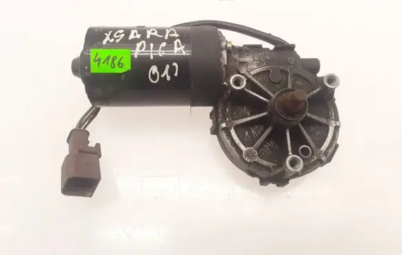 Citroen Xsara Picasso Wiper motor 0390241443 1395106