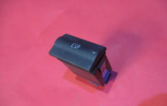 Skoda Octavia Mk1 (1U) ESP (stability program) switch 1U0927134