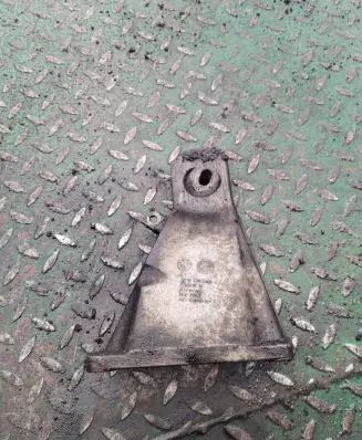 BMW 5 E60 E61 Engine mounting bracket 6761150 73681310 AC46000DF