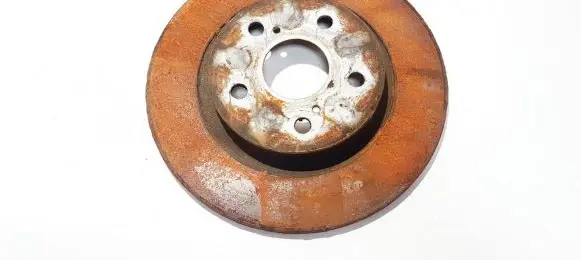Toyota Avensis T270 Rear brake disc neventiliuojamas