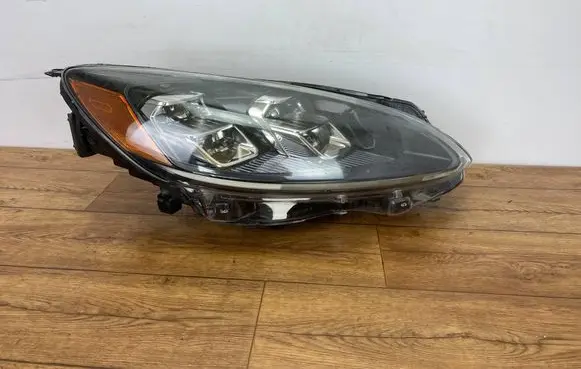 Ford Escape IV Headlight/headlamp LJ6B13E014AF