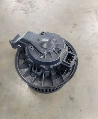 Ford Fiesta Heater fan/blower 3137231000 0130115551 VP8E2H18456AA