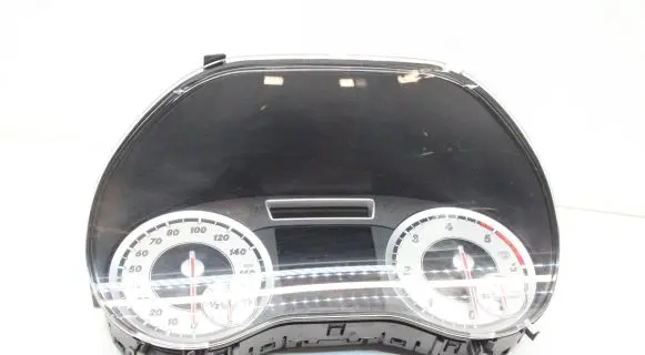 Mercedes-Benz A W176 Speedometer (instrument cluster) A1769009401