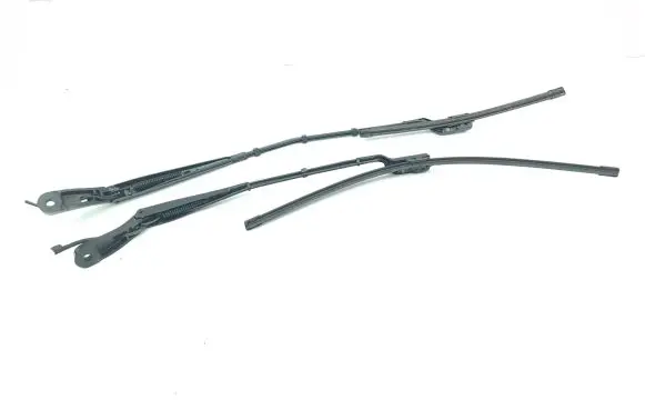 Citroen C5 Aircross Windshield/front glass wiper blade 97036203