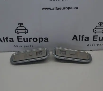 Volkswagen Tiguan Front seat light 5NA861137B