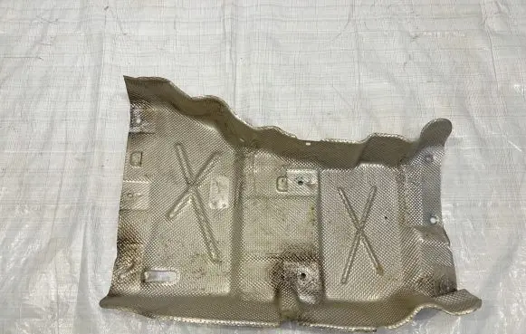 Volkswagen Transporter - Caravelle T6 Heat shield in engine bay 7E0825661