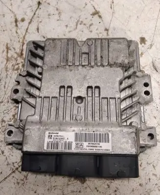 Peugeot 308 Engine control unit/module S180123007A SID807EVC