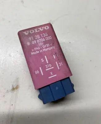 Volvo S70 V70 V70 XC Other relay 9128136 898704000