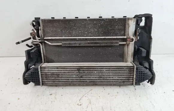 Volvo S80 Radiator set 6G919L440DC 6G9119710DA 30792794