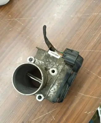 Renault Trafic II (X83) Throttle valve h8200727648
