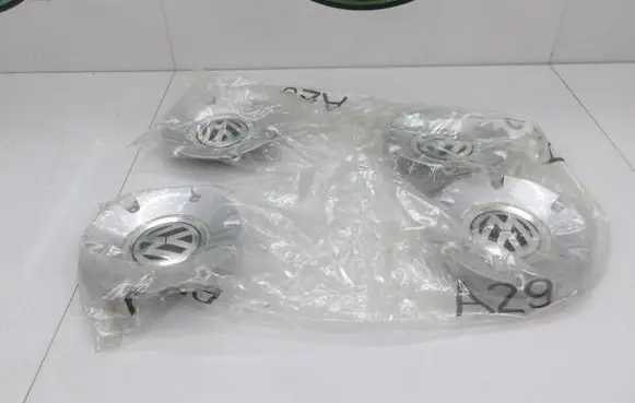 Volkswagen PASSAT B6 Original wheel cap 3C0601149