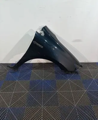 Toyota Auris E180 Fender 