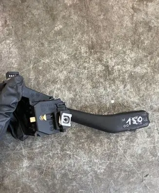 Volkswagen PASSAT B7 Indicator stalk 1K0953513A 01103501 10350170735232