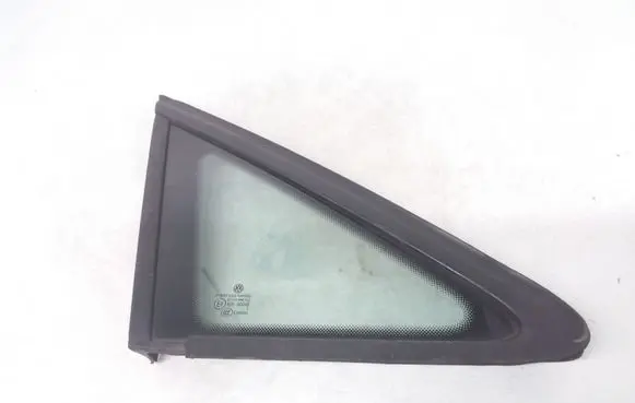 Volkswagen Touran I Front triangle window/glass 