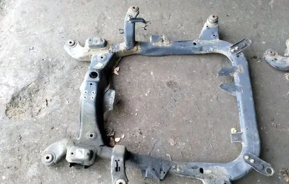 Opel Astra G Front axle beam 