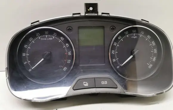 Skoda Fabia Mk2 (5J) Speedometer (instrument cluster) 5J0920910DVD1 A2C53357612