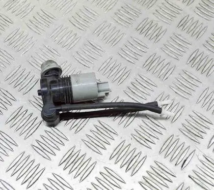 Toyota Auris E180 Windscreen/windshield washer pump 1020974 131025C