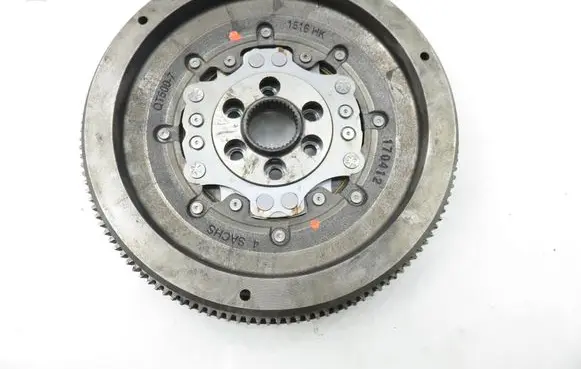 Volkswagen Golf V Dual mass flywheel QT5007 1516HK