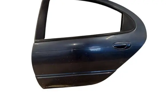 Chrysler 300M Rear door