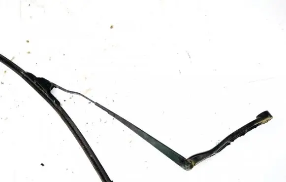 Opel Signum Front wiper blade arm 09185812