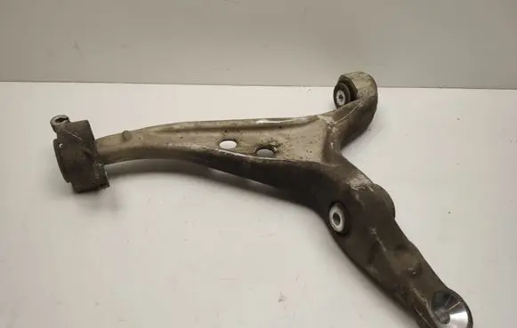 Mercedes-Benz ML W166 Front lower control arm/wishbone A1663300107