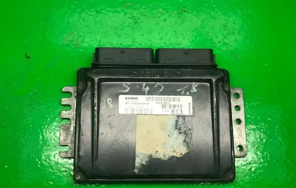 Volvo S80 Engine control unit/module ECU S110602006A P30616813