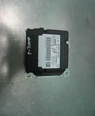 Peugeot 3008 I Airbag control unit/module 9666775480 0285010704 YBSN0010116