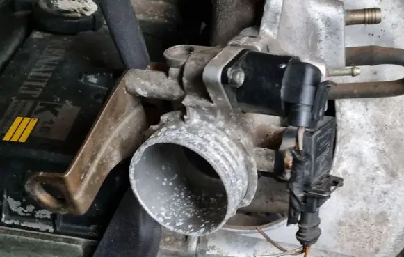 Renault Megane I Throttle valve 50231900
