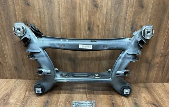 Mercedes-Benz E W213 Rear subframe A2133505203 A2043520706 A2133502212