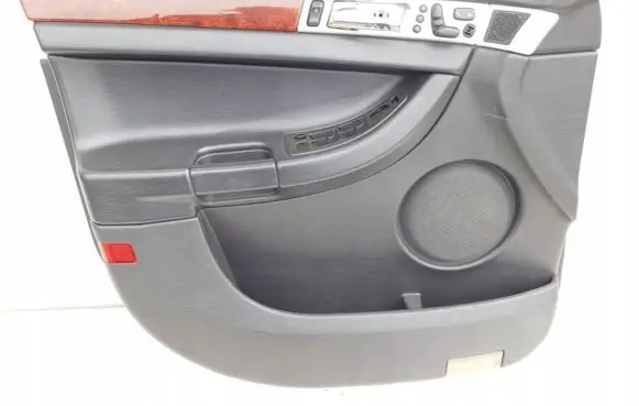 Chrysler Pacifica Front door card panel trim
