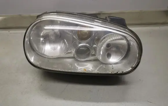 Volkswagen Golf IV Headlight/headlamp 1J1941016C 1J0941295B