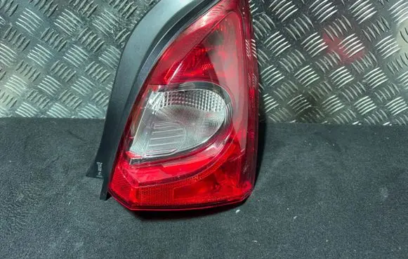 Renault Twingo II Rear/tail lights 181093