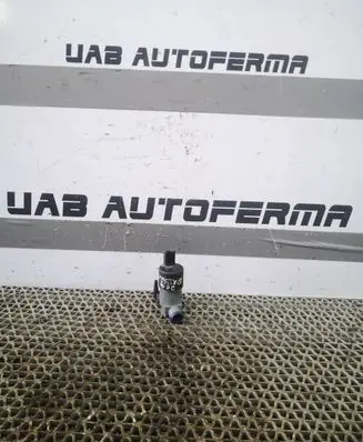 Nissan Qashqai Windscreen/windshield washer pump 28920BU010