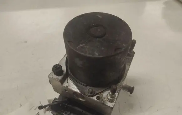Toyota Avensis T250 ABS Pump 0265800382 58103A0845 476L4211204