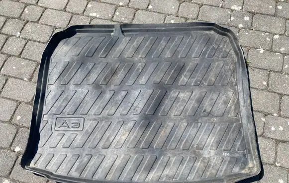 Audi A3 S3 8P Rubber trunk/boot mat liner 8P5061180
