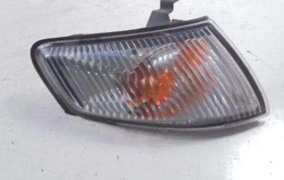 Mazda 626 Front indicator light 210-61822