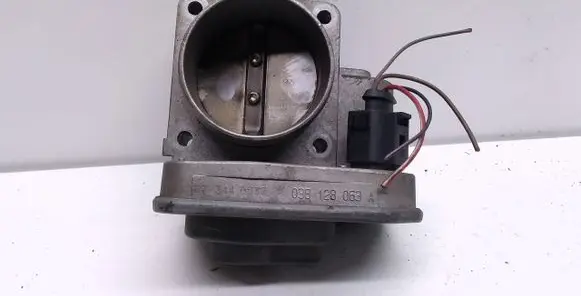 Skoda Fabia Mk1 (6Y) Throttle valve 038128063 B73440532