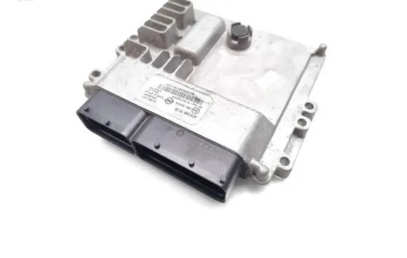 SsangYong Tivoli Engine control unit/module 28538680 6735401032