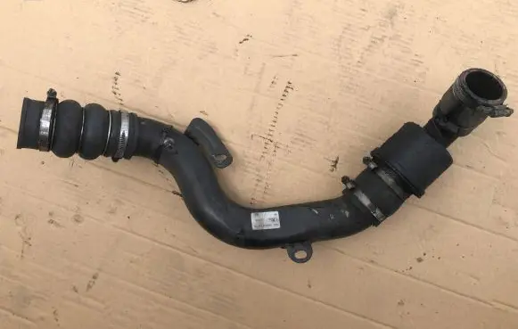 Ford Focus Air intake duct part 1M5Q9F796D