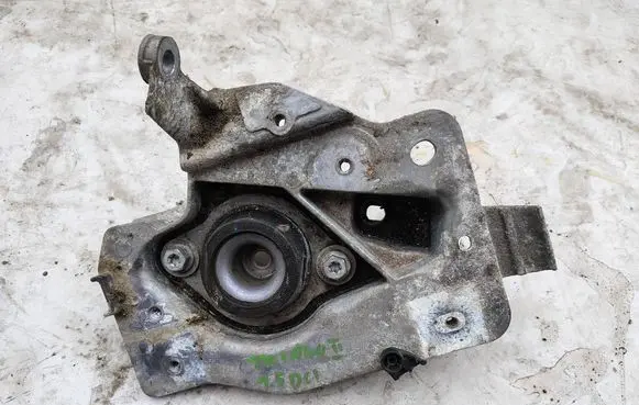 Renault Twingo II Gearbox mounting bracket 
