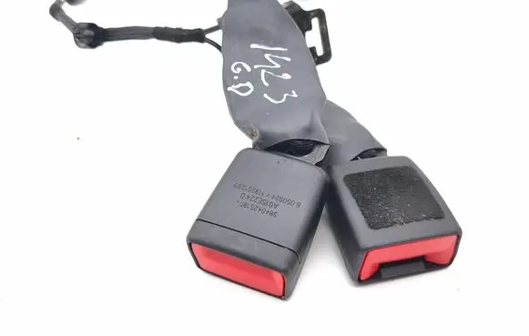 Peugeot 3008 III Rear seatbelt buckle 9840425180 A015E224D
