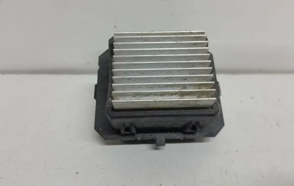 BMW 5 F10 F11 Heater blower fan relay 87K120735976 9153806 T1001587K