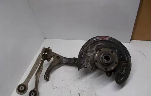 Skoda Superb B5 (3U) Front wheel hub spindle knuckle