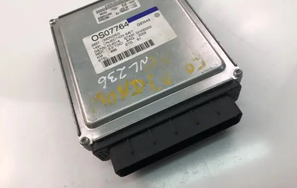 Ford Mondeo MK II Engine control unit/module ECU 6S7112A650FB
