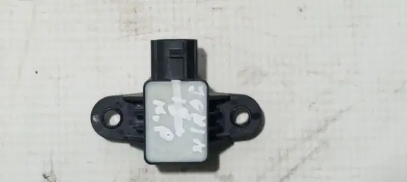 Hyundai Ioniq Airbag deployment crash/impact sensor 95920F2100