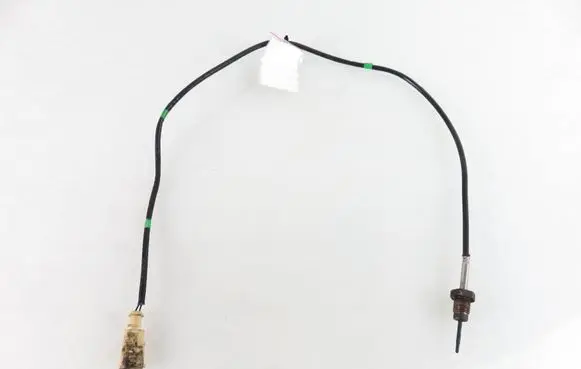 Skoda Rapid (NH) Exhaust gas temperature sensor 04L906088C