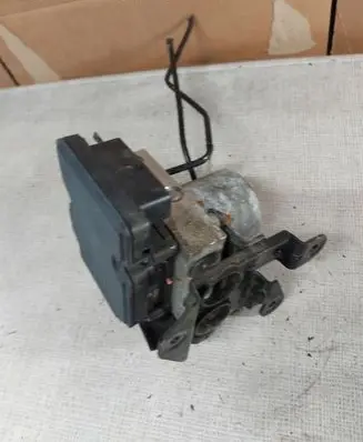 Mercedes-Benz Sprinter W906 ABS Pump A9069001904